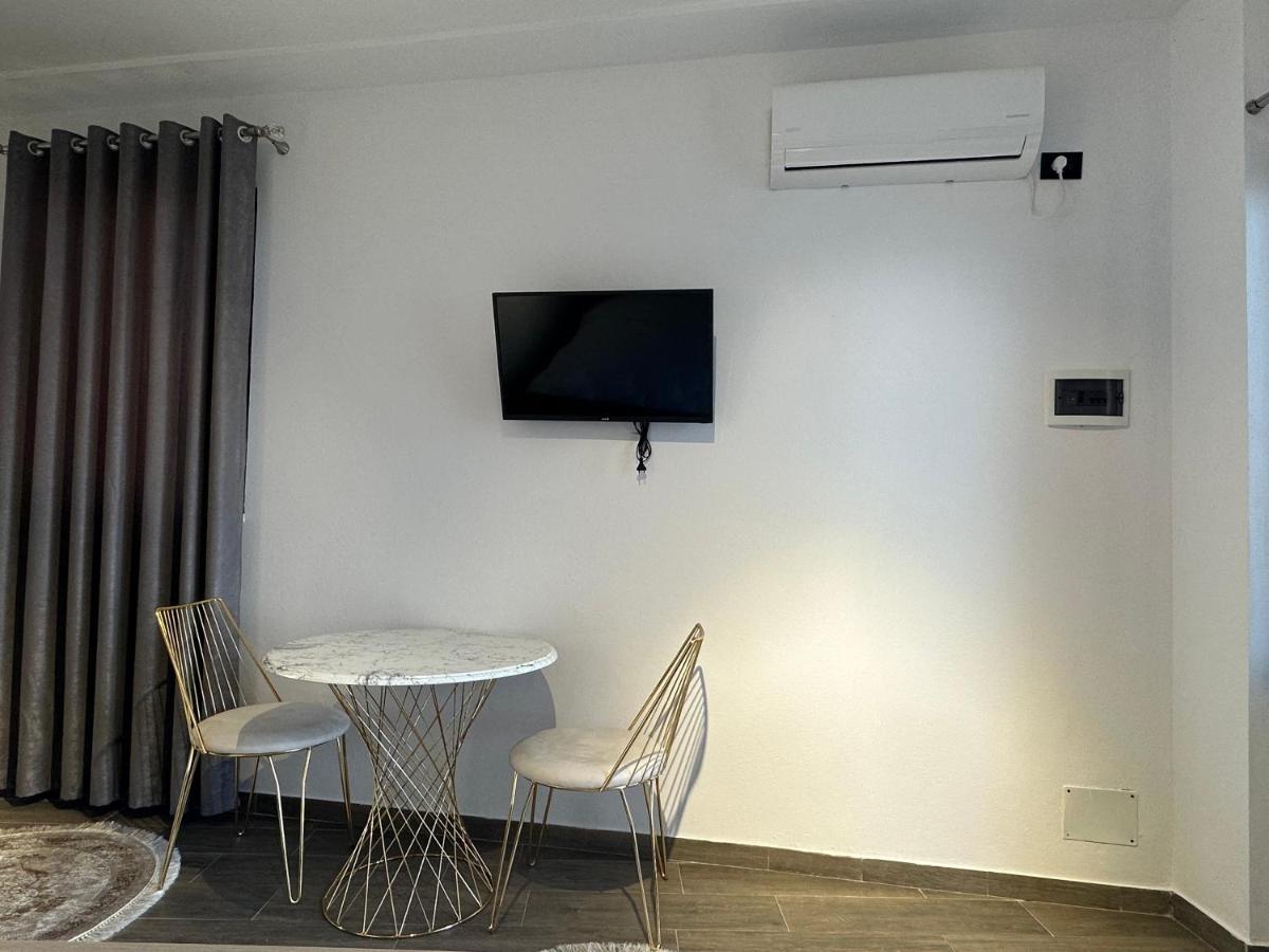 Four Generation Hotel Shirokë Exterior foto