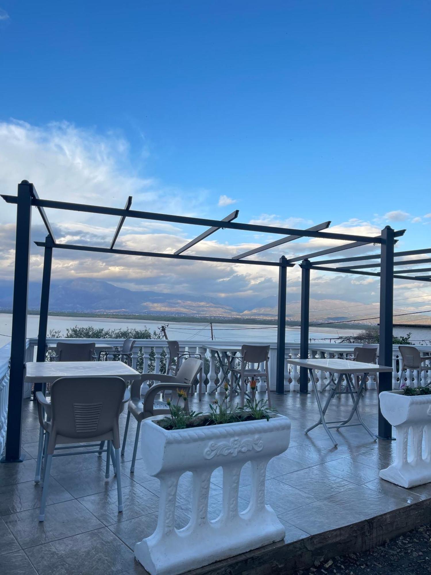 Four Generation Hotel Shirokë Exterior foto